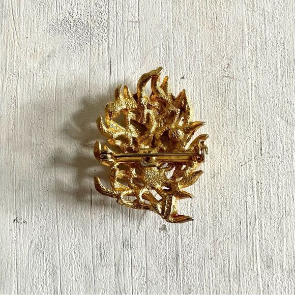 Vintage Roma gold tone pearl leaf brooch - Picture 3 of 9